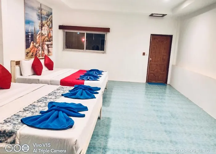 Big Family Bungalow Near Swiming Pool